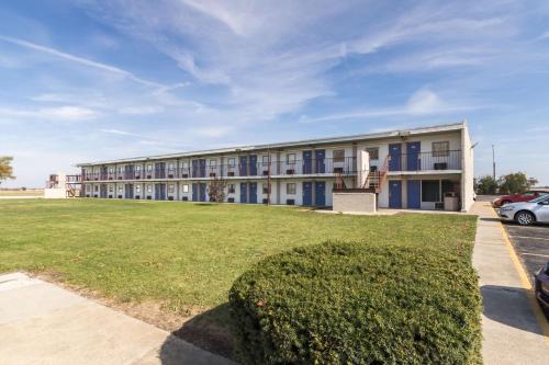 Motel 6 Mattoon