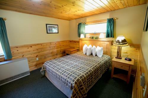 Gunflint Lodge
