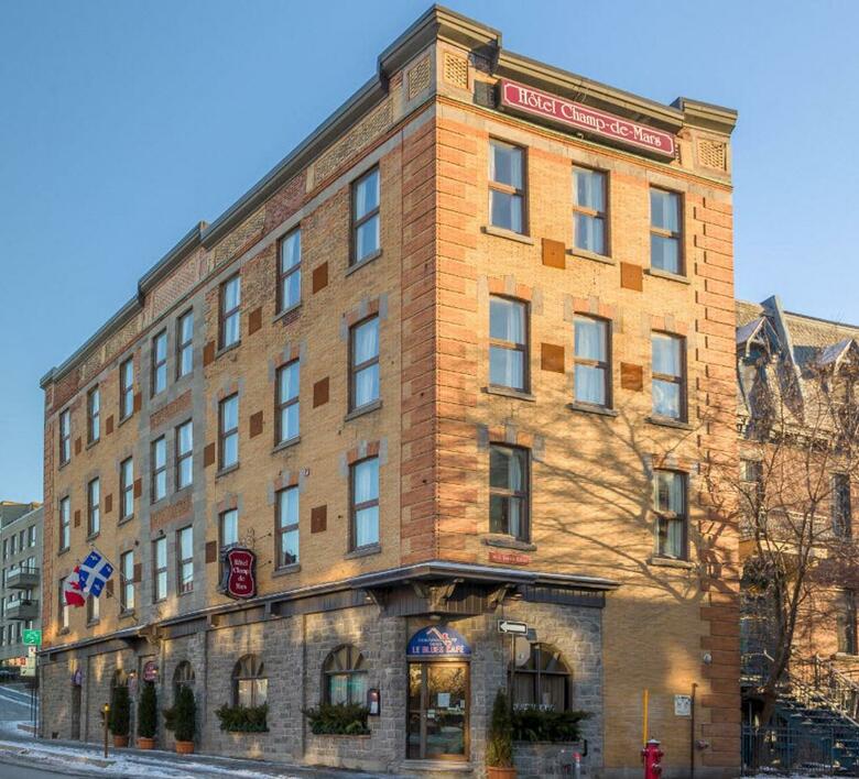Hotel H�tel Champ-de-mars