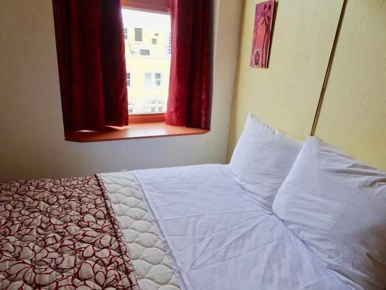 Hotel H�tel Champ-de-mars