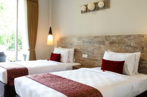 Hotel The Grand Sunti