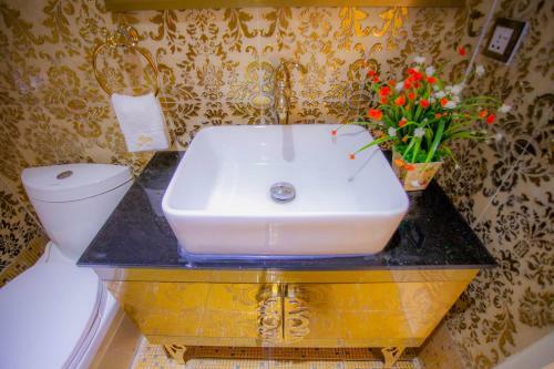 Lace Boutique Hotel