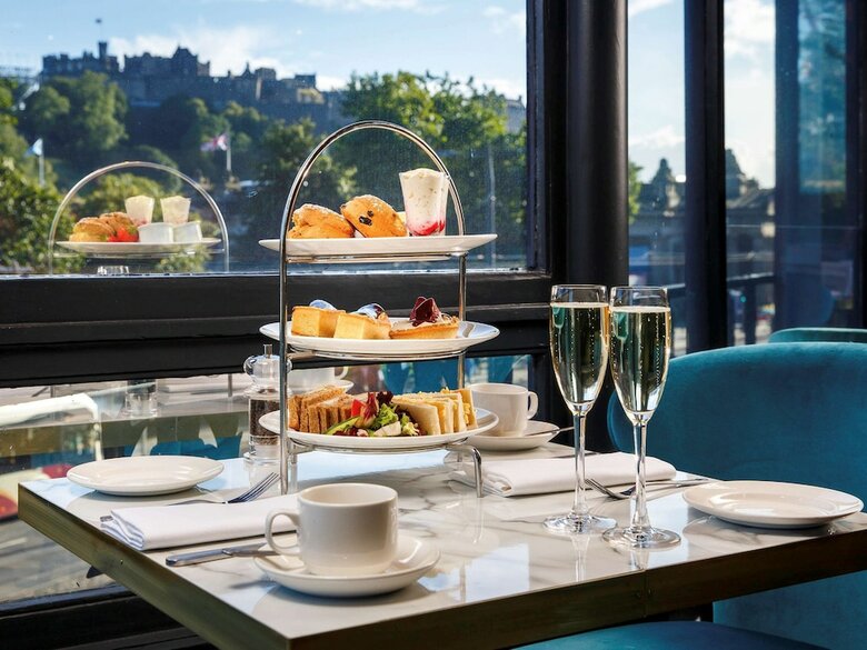Hotel Mercure Edinburgh Princes Street