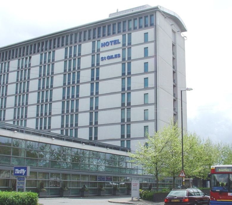 Hotel St Giles Feltham Heathrow