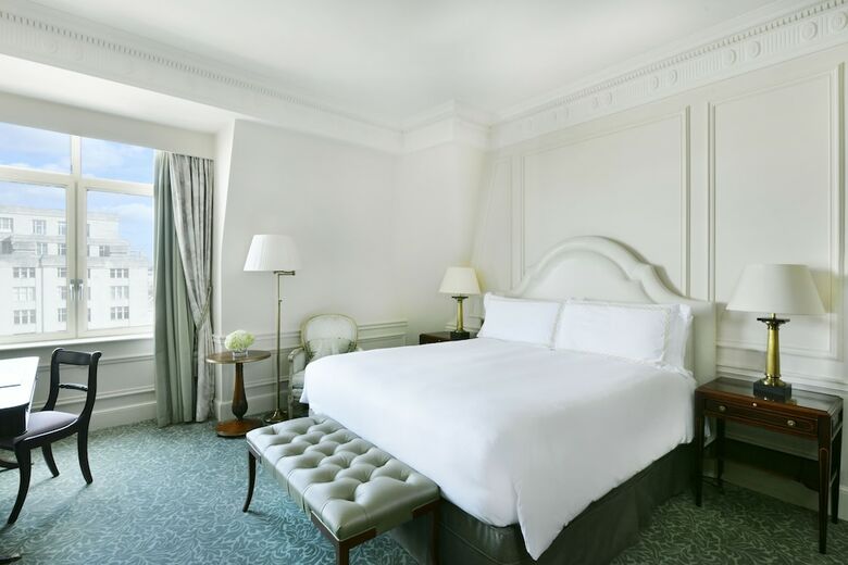 Hotel Savoy