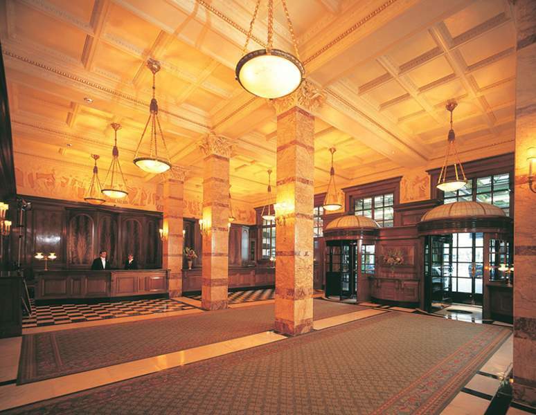 Hotel Savoy