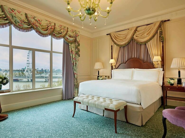 Hotel Savoy