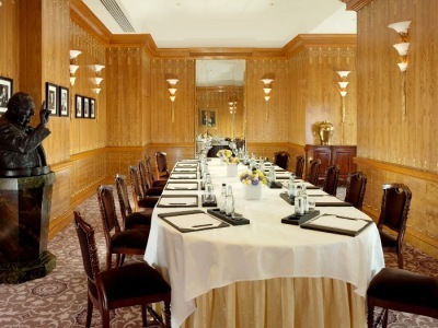 Hotel Savoy