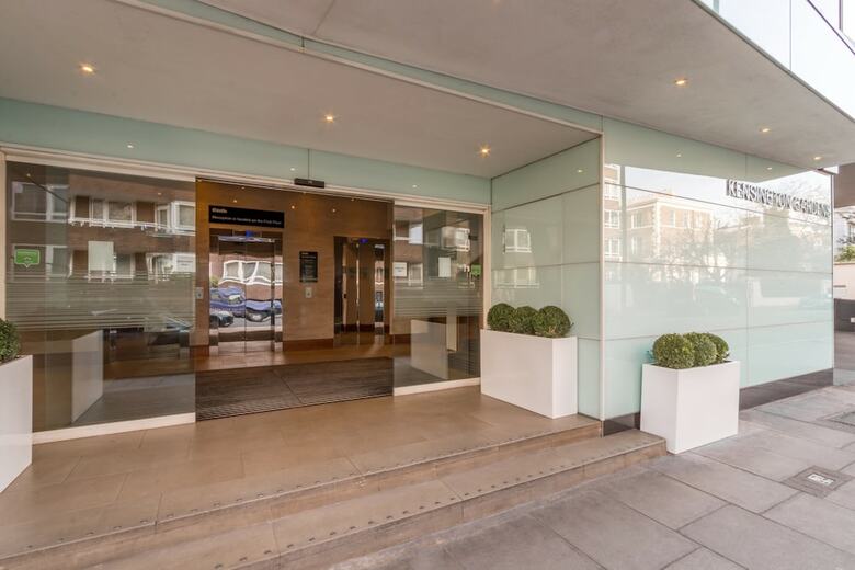 Hotel Thistle Kensington Gardens