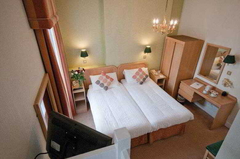 Phoenix Hotel