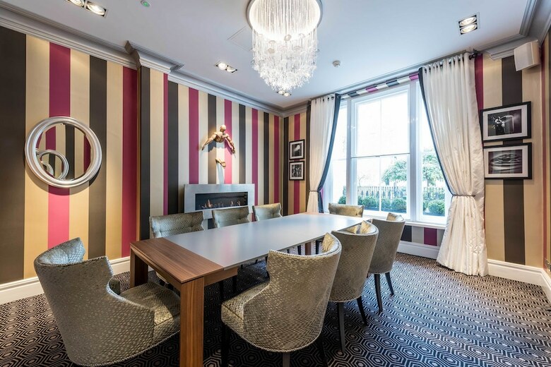 Hotel Quality Crown Hyde Park