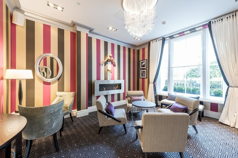 Hotel Quality Crown Hyde Park