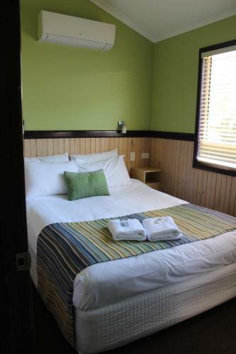 Big4 Aussie Outback Oasis Holiday Park