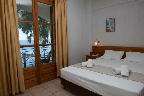 Aparthotel Grekis Beach Hotel And Apartments