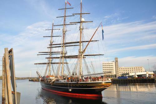 Hotel Rauw Aan De Kade