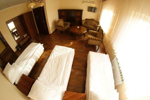 Hotel Nocleg Pod ?wierkiem