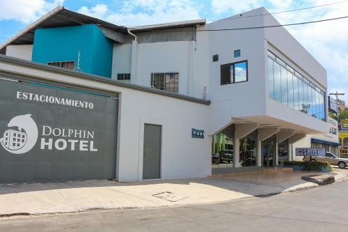 Dolphin Executives Hotel