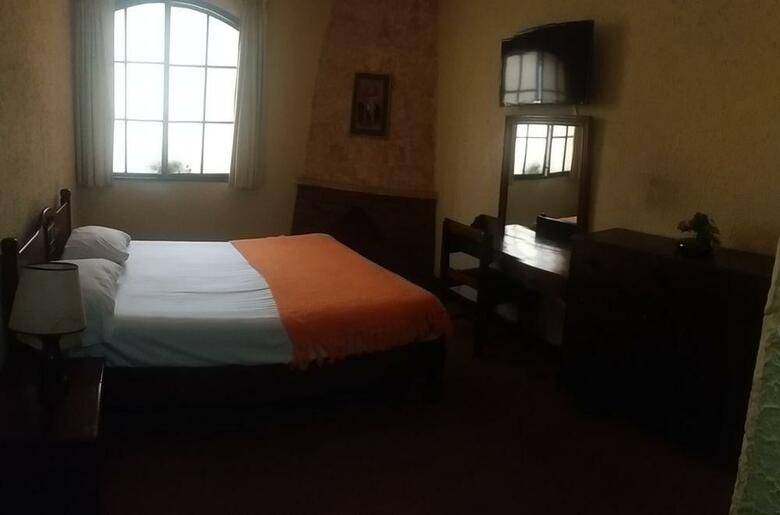 Hotel Villa Real Plaza