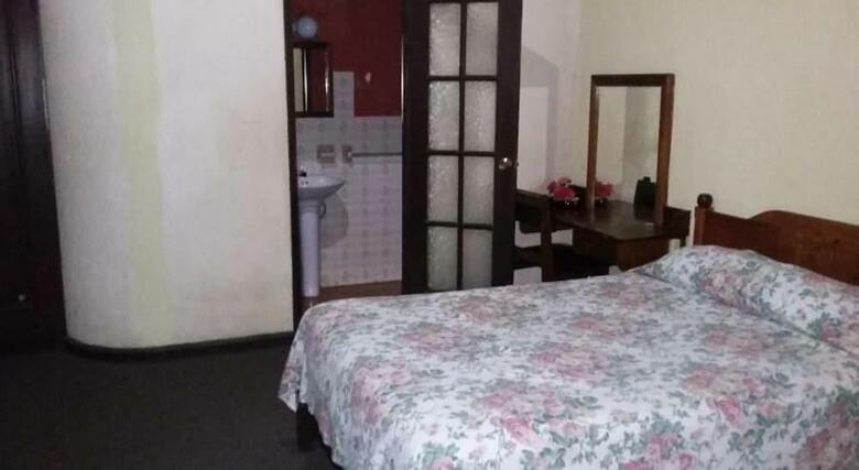 Hotel Villa Real Plaza