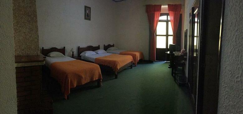 Hotel Villa Real Plaza