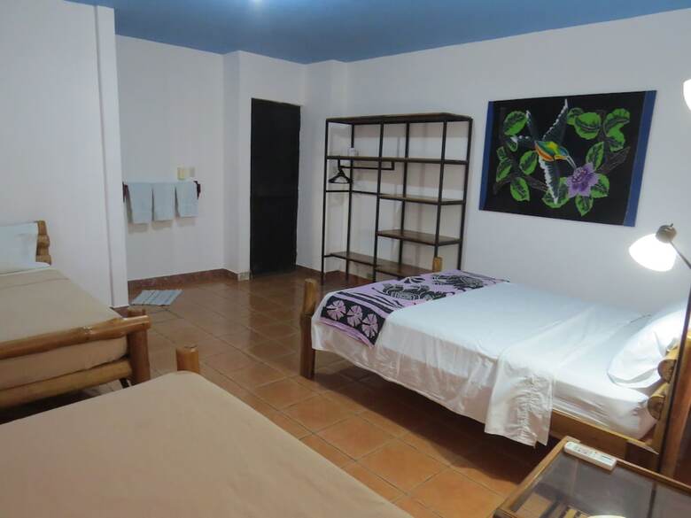 El Mono Loco Hotel