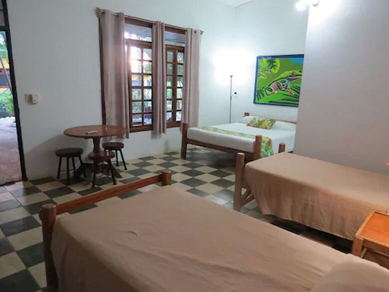 El Mono Loco Hotel