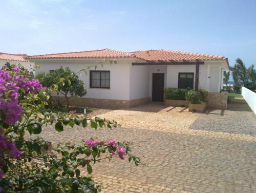 Tortuga Beach Villa