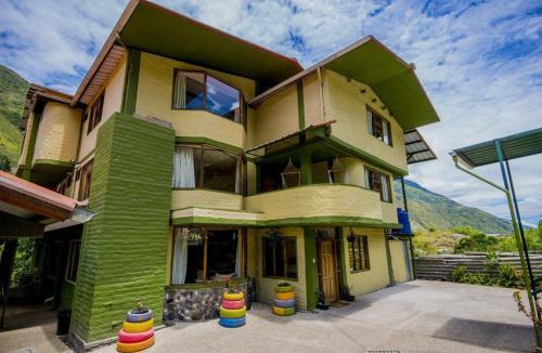 Hotel La Casa Verde Eco Guest House