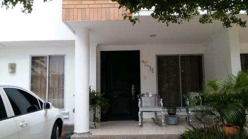 Casa Kundalini Conjunto Los Corales