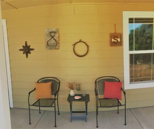 Bed & Breakfast Red Tail Ranch