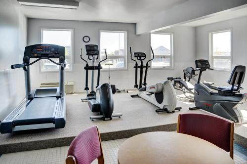 Posada Lakeview Inns & Suites - Okotoks