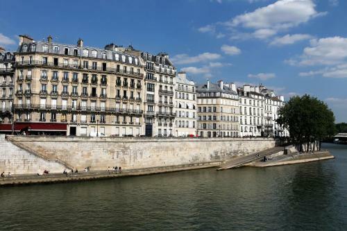 Hotel H�tel Des Deux-iles