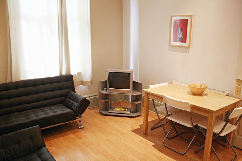 Hotel Hyde Park Economy Apartments