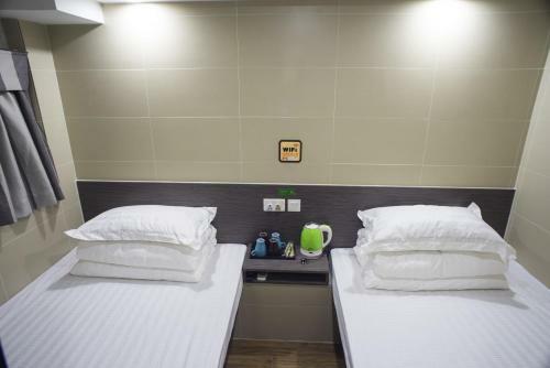 Hostal Wah Long Hotel