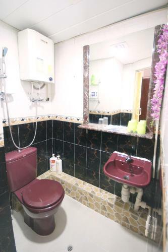 Hostal Hk Nathan House