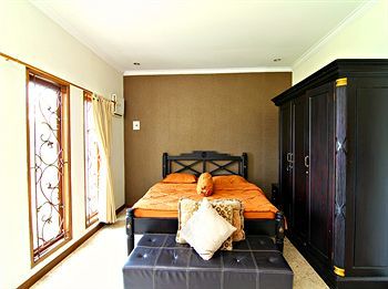 De Bukit Dago Villa