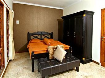 De Bukit Dago Villa