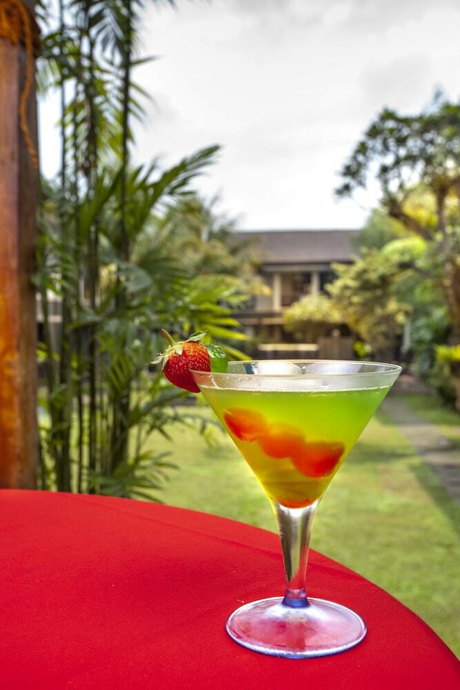 Summer Hills Hotel