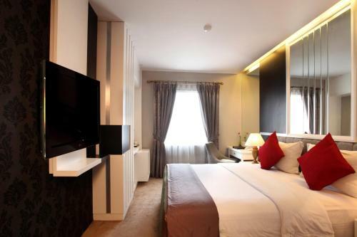 Gino Feruci Braga Hotel