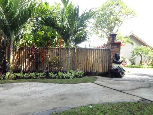 Yuda Menjangan Homestay