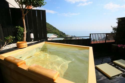 Hotel La Vista Izusan