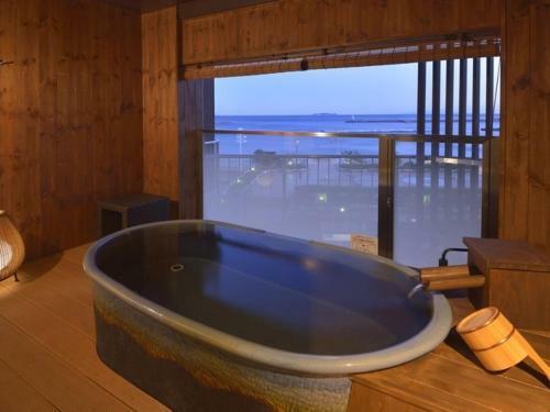 Hotel Atami Seaside Spa & Resort
