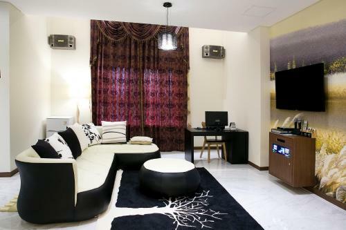 Polo Tourist Hotel