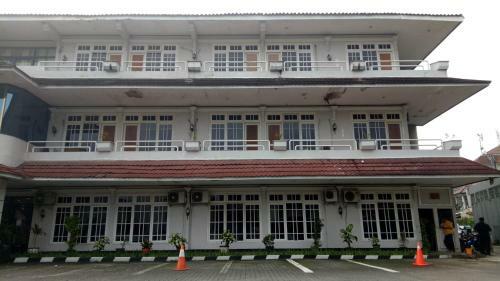 Hotel Mirah Sartika