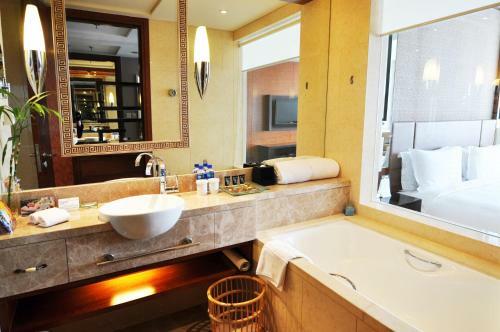 Hotel Howard Johnson Caida Plaza Shanghai