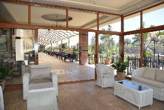 Hotel Riverside Garden Resort