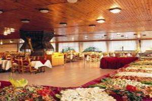 Hotel Riverside Garden Resort