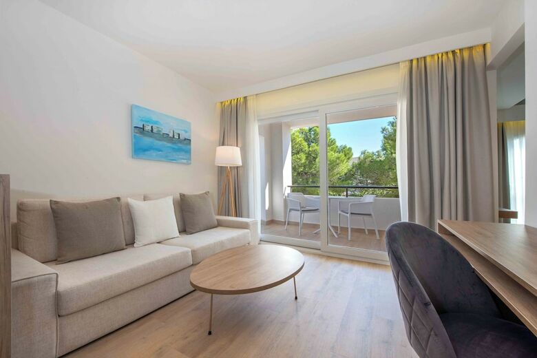 Valentin Somni Hotel & Suites Adults Only +16