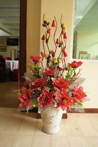 Green Leaf Hotel