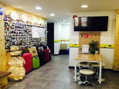 Hostal 24 Guesthouse Myeongdong Avenue